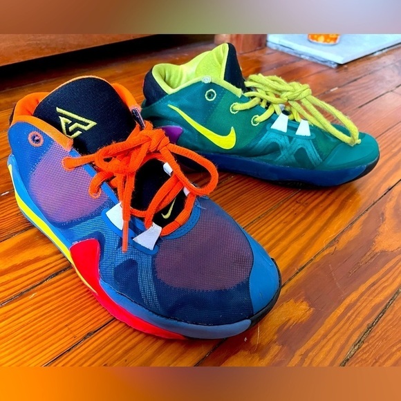 Nike Zoom Freak, kids 6, multicolor mid-rise basketball running active sneakers - Picture 2 of 13